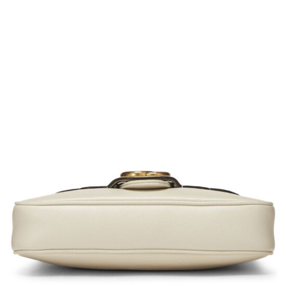Gucci Ivory Crossbody Messenger Bag with Iconic GG Gold Hardware W/ COA - Picture 11 of 12